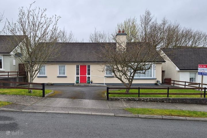 18 Parkrise, Birr, Birr, Co. Offaly, R42A470