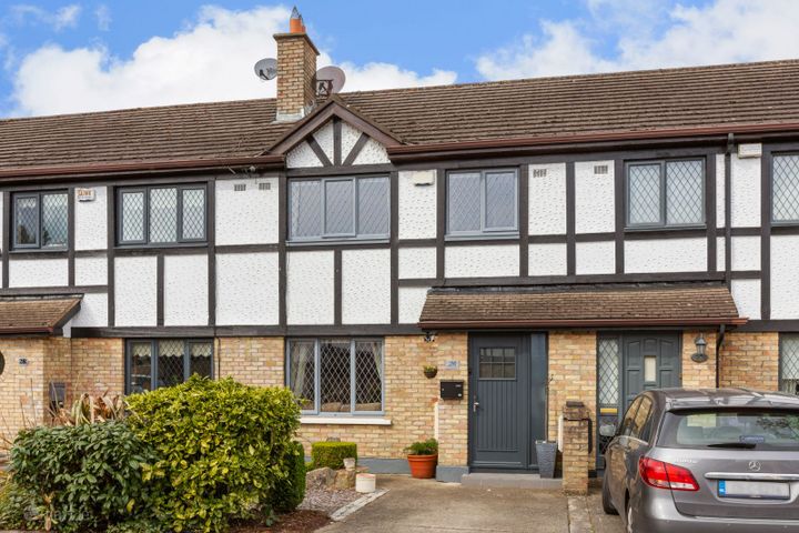 26 Sycamore Grove, Westminster Park, Foxrock, Dublin 18, D18C2H4