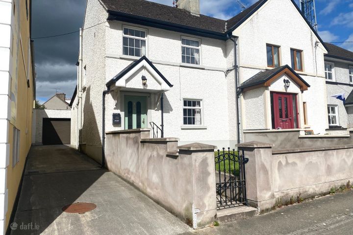 1 Upper York Street, Castleblayney, Castleblayney, Co. Monaghan, A75FK60