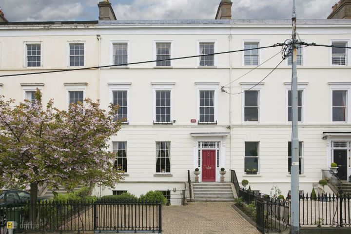 8 Longford Terrace, Monkstown, Dublin