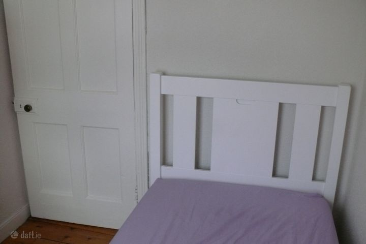 Larkfield Gardens, Terenure, Co. Dublin