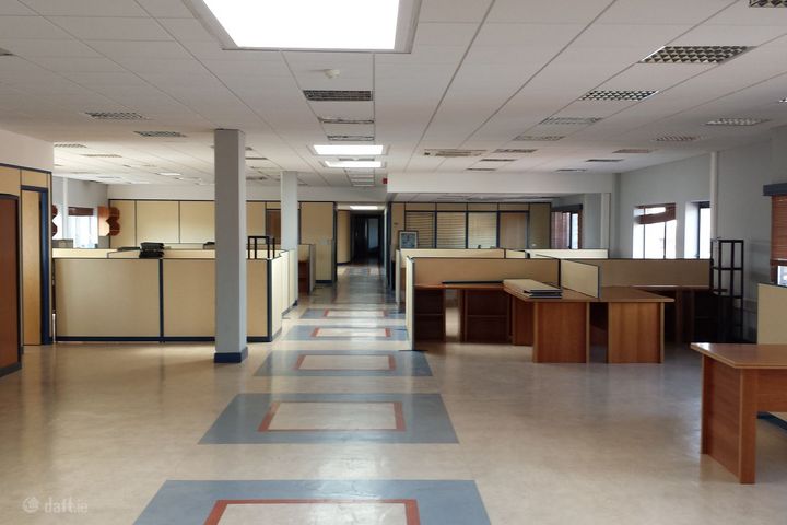 Mahon House, Upper William St, Limerick City Centre