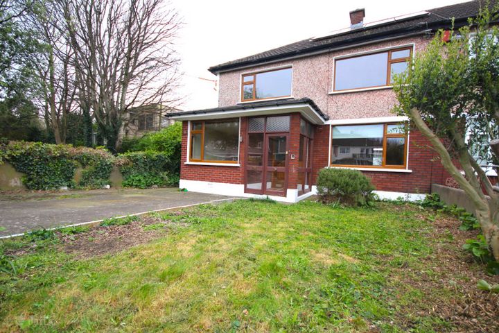 15 Moyville Lawns, Willbrook, Dublin 16