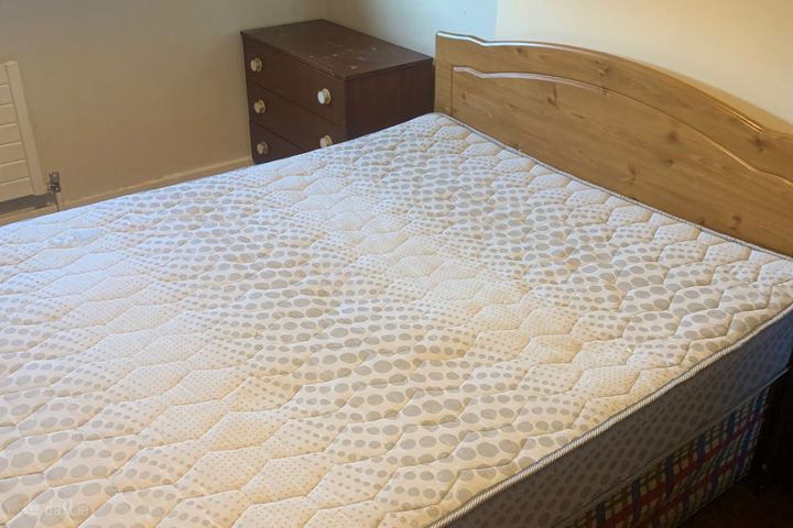 43 Greenfields Road, Newcastle, Galway, Newcastle, Co. Galway