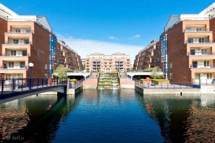 Apt 11, Aranmore, D01 Y895, Custom House Harbour, IFSC, Dublin 1