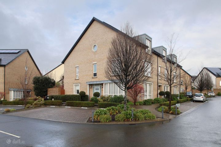 10 Cualanor Crescent, Cualanor, Glenageary, Co. Dublin, A96E2F2