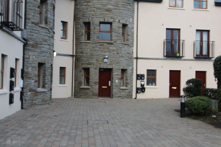 The Archways, Bridge Street, Carrick-On-Shannon, Co. Leitrim, Carrick-on-Shannon, Co. Leitrim