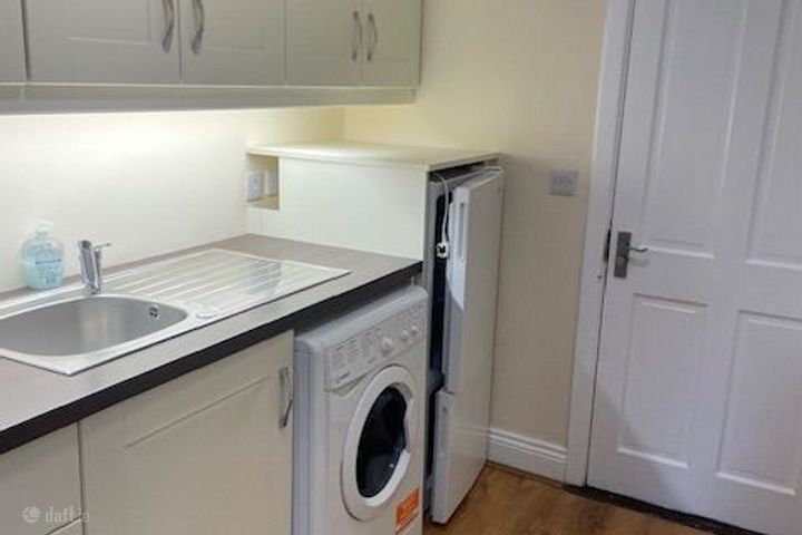 Grosvenor House, North Circular Road, Dublin 7