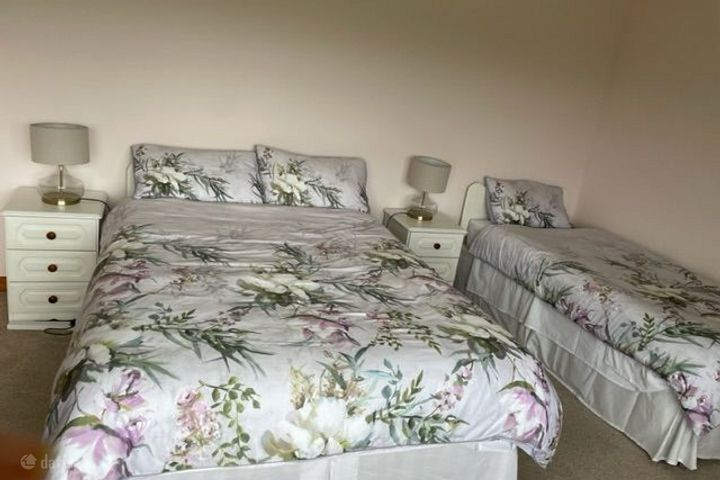 Bridge St, Headford, Co. Galway