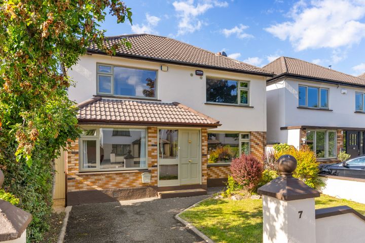 7 Wesley Heights, Dundrum, Dublin 16, D16KX45