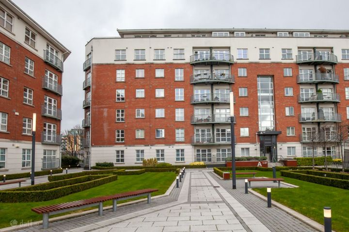 Apt 15, Block A, The Waterside, D04 AX21, Dublin 4
