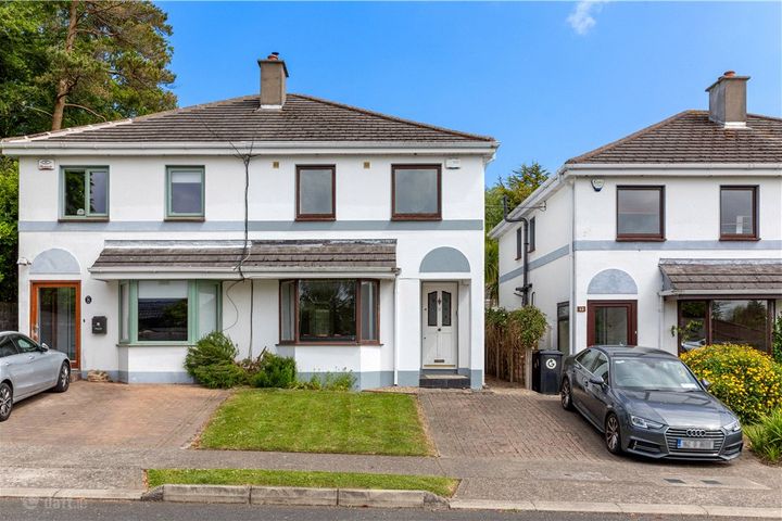 11 Arundel, Monkstown Valley, Monkstown, Dublin