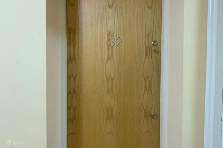 32 Millstream Apartments, Distillery Lane, Dundalk, Co. Louth, A91EY74