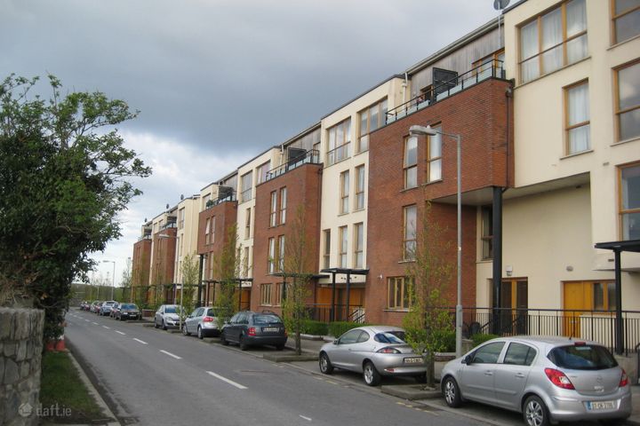 11 Riverdale, Navan Rd, Dublin 15, Dublin 15, Dublin