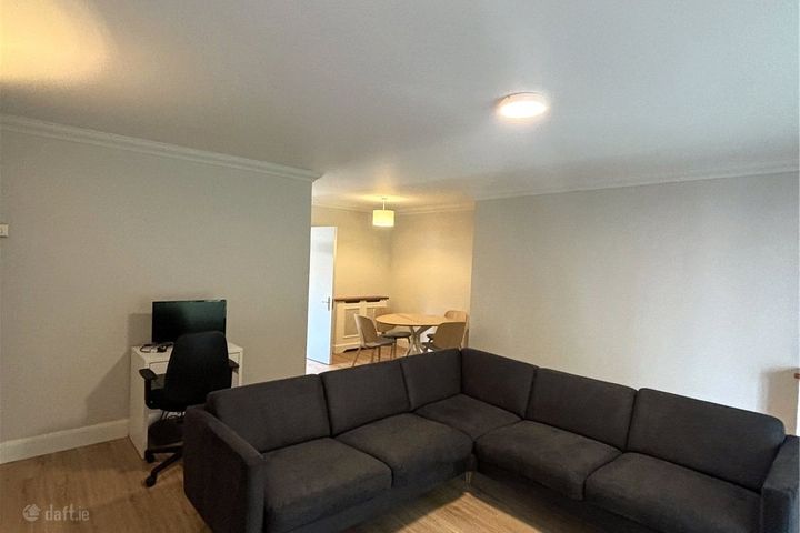 Apartment in Blackrock, Carysfort - View 2