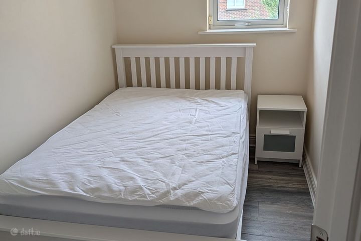 *Monday to Friday* Grosvenor Lodge, Rathmines, Dublin 6, Rathmines, Dublin 6
