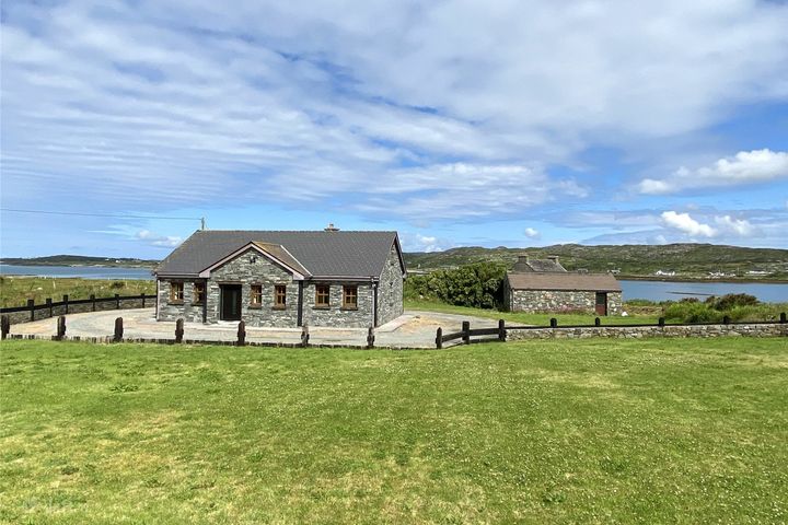 Derryglinna, Ballyconneely, Clifden, Galway