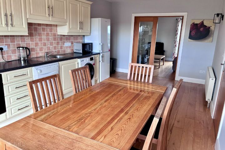 Apartment 8, Block B, Hawthorn Crescent, Drishoge, Carrick-on-Shannon, Co. Roscommon