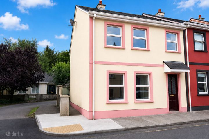 10 Castle Row, Ballina, Ballina, Co. Mayo, F26H1F7