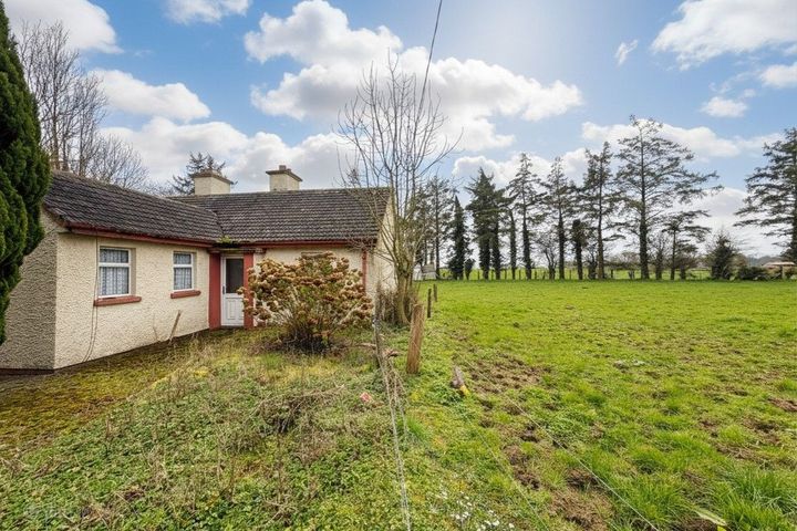 Ballygown, Mallow, Killavullen, Co. Cork, P51P7WR - Photo 2