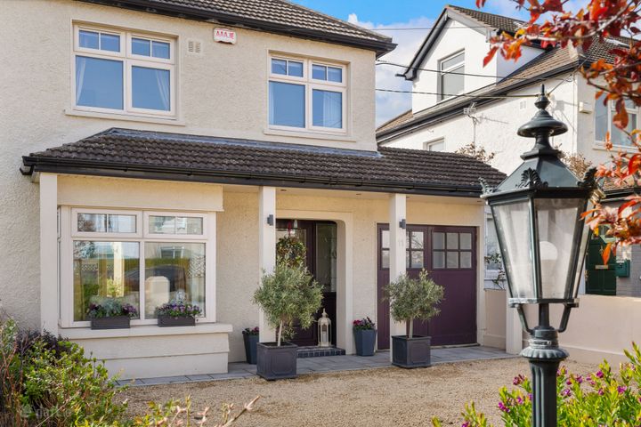 11 Abbey Park, Monkstown, Blackrock, Co. Dublin, A94YC42 - Photo 2