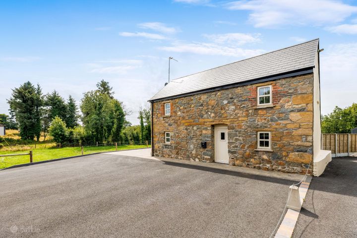 Artonagh, Tullycoe, Cootehill, Co. Cavan, H16P021