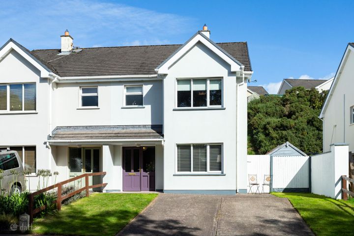 65 The Hermitage, Millstreet Road, Macroom, Co. Cork, P12W110