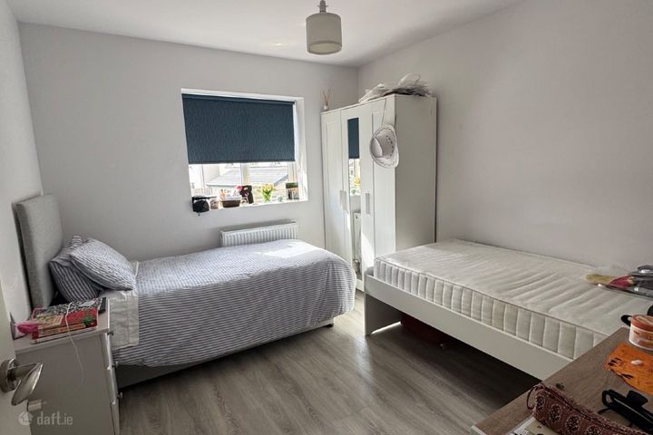 8 Castleland Park Lawn, Balbriggan, Co. Dublin