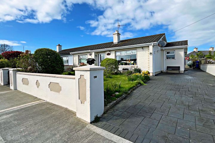 4 Hillside Crescent, Kilmacthomas, Kilmacthomas, Co. Waterford, X42HX78