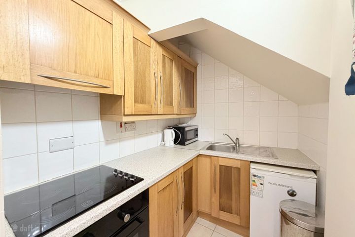 94 College Road, Bohermore, Co. Galway