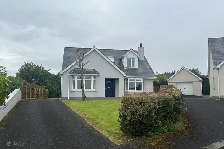 3 Binevenagh View, Moville, Co. Donegal, F93CK12