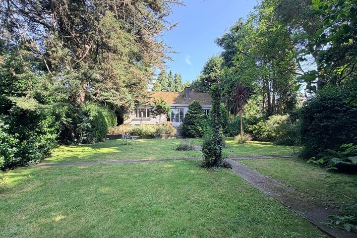 Saint Martin'S Crosslee, Ballinlough Road, Ballinlough, Co. Cork, T12VFE4