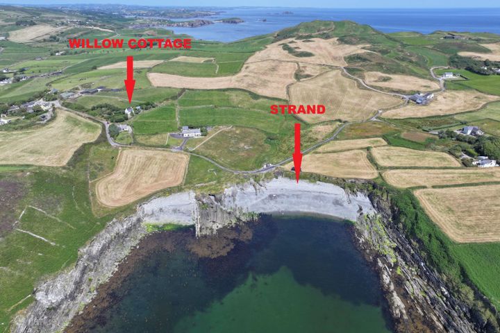 Lickowen, Castletownshend, Co. Cork, P81HX02