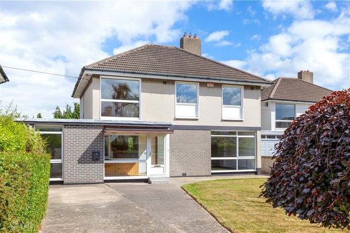 15 Garran Phairc Na Fea, Carraig An Tsionnaigh, Baile Atha Cliath 18, Dublin 18, Dublin