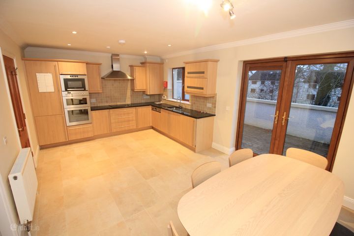 21 The Oaks, Maryborough Ridge, Douglas, Co. Cork