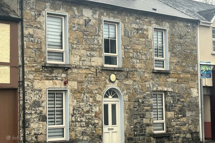 Coach House, Leitrim Road, Carrick-on-Shannon, Co. Leitrim