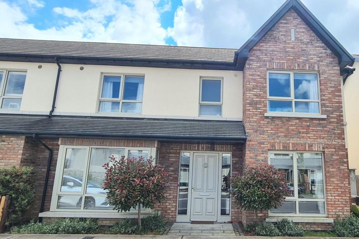 Carton Grove, Dublin Road , Maynooth, Co. Kildare