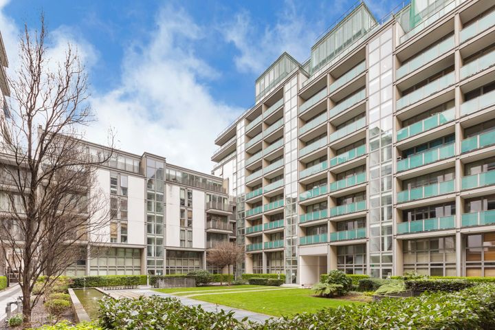 40 Baltrasna House, Spencer Dock, Dublin 1, D01NF79