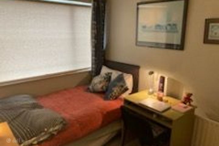 Templeogue Road, Terenure, Dublin 6