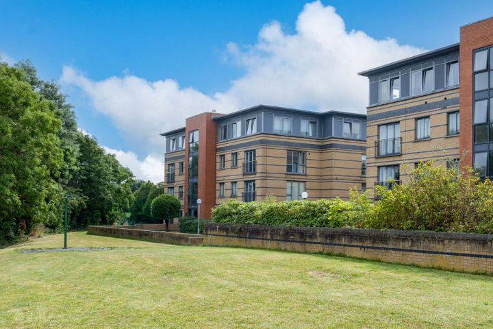 Apartment 8, Rosebank Court, Clondalkin, Dublin 22, D22N6V6