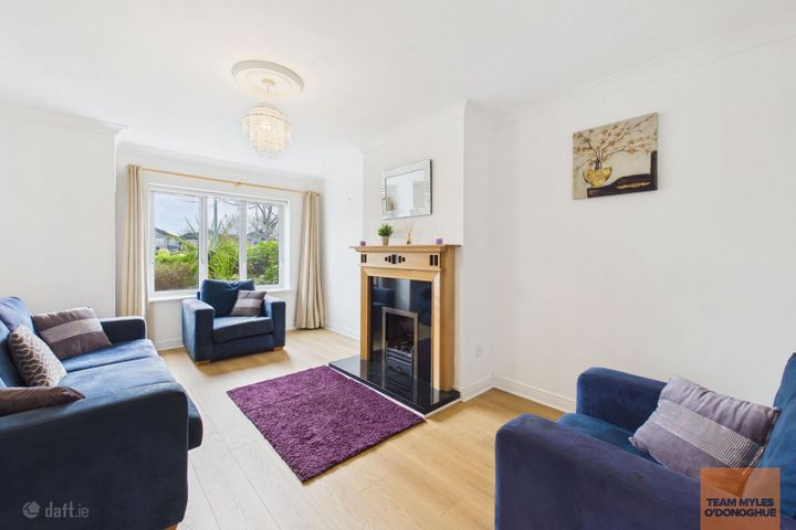 2 Charnwood Grove, Clonsilla, Dublin 15, D15H7FP - Photo 3