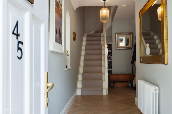 45 Radcliff Hall, Sandymount, Dublin 4, D04P7W4 - Photo 2