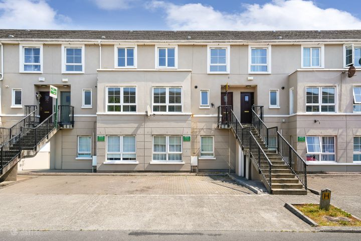 8 Chipping Terrace, Ongar, Dublin 15