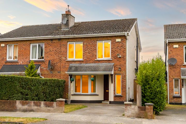 11 The Green, College Farm, Newbridge, Co. Kildare, W12H674