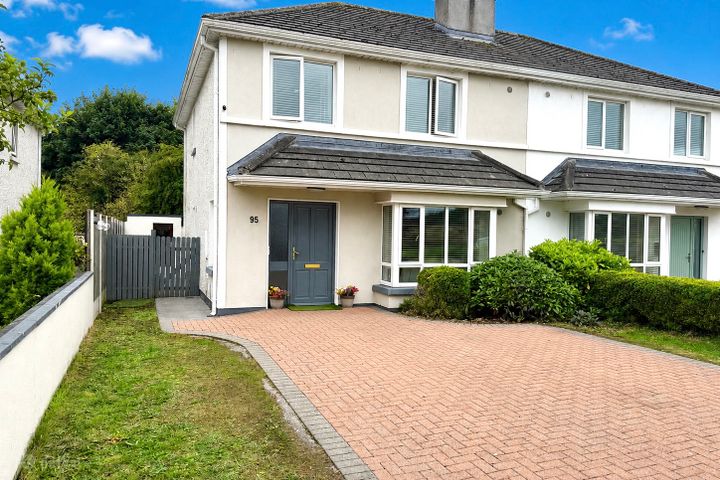 95 Fairways, Tubbercurry, Co. Sligo, F91C6X9