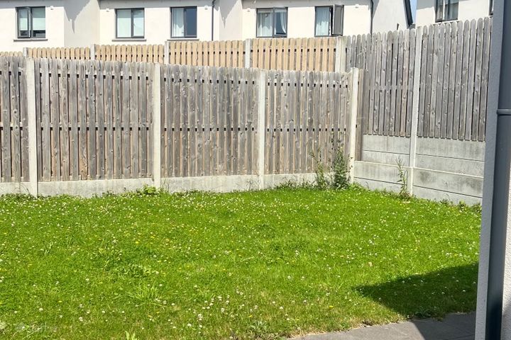 6 Somerton Row, Newcastle Road, Lucan, Adamstown, Co. Dublin