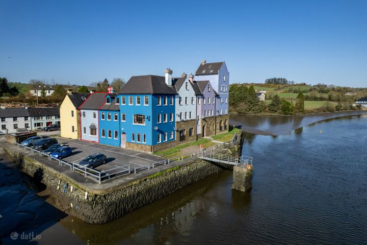 6 The Moorings, Kilmacsimon Quay, Bandon, Co. Cork, P72RW70