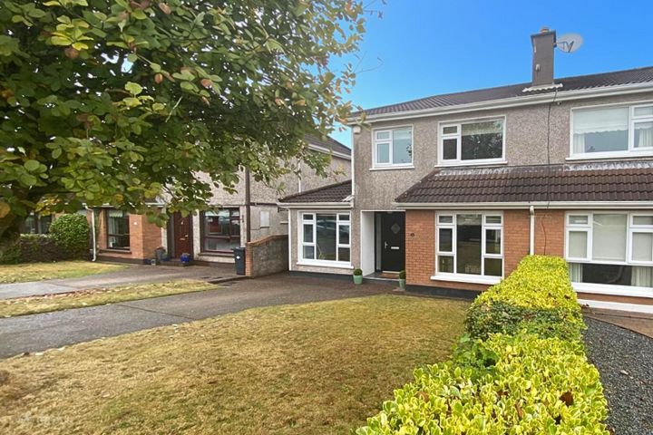 39 The Drive, Broadale, Maryborough Hill, Douglas, Co. Cork, T12AK4X