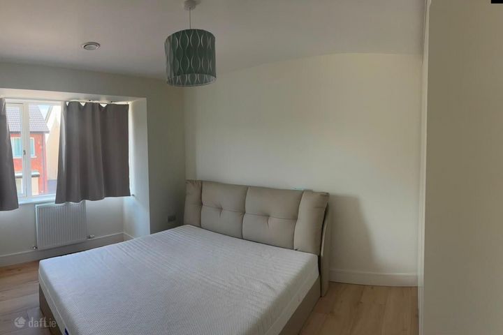 23 Clay Farm Glade, Leopardstown, Dublin 18