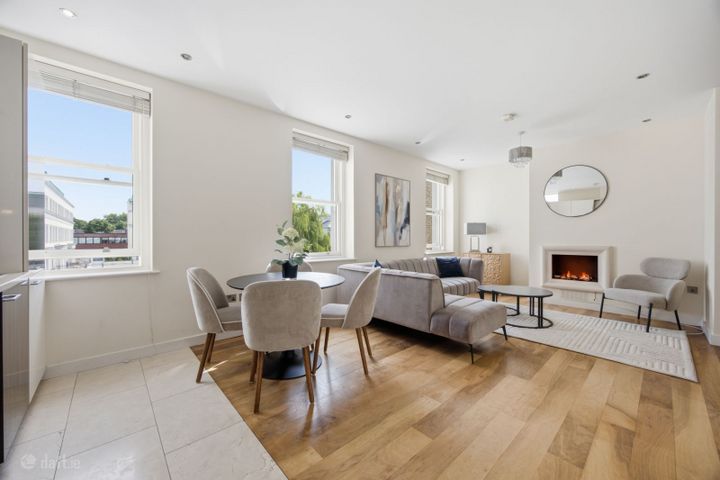Apartment 2, Edward Square, Bloomfield Avenue, Donnybrook, Dublin 4, D04X379